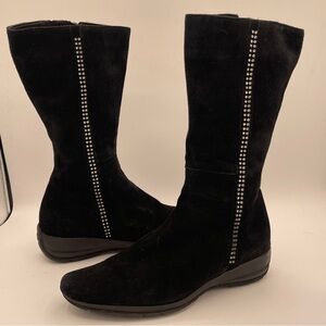 TOSONI ITALY JEWELED BOOTS SIZE 37